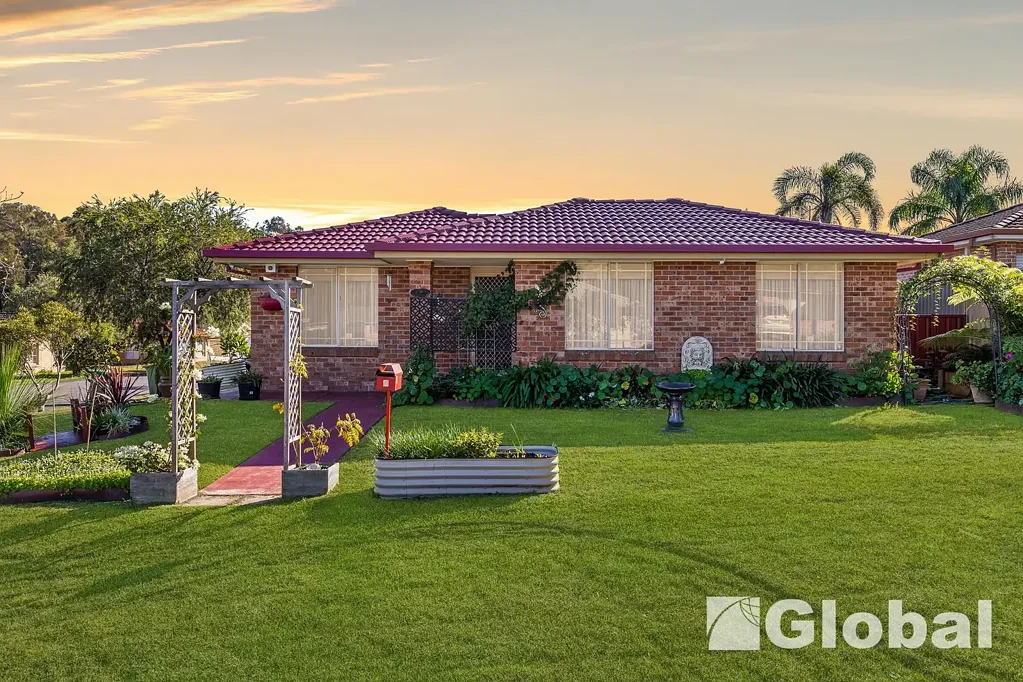 2 Glading Close, Lake Haven, NSW 2263