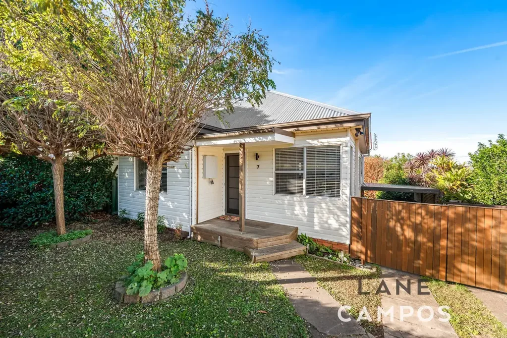 7 Schroder Avenue, Waratah, NSW 2298