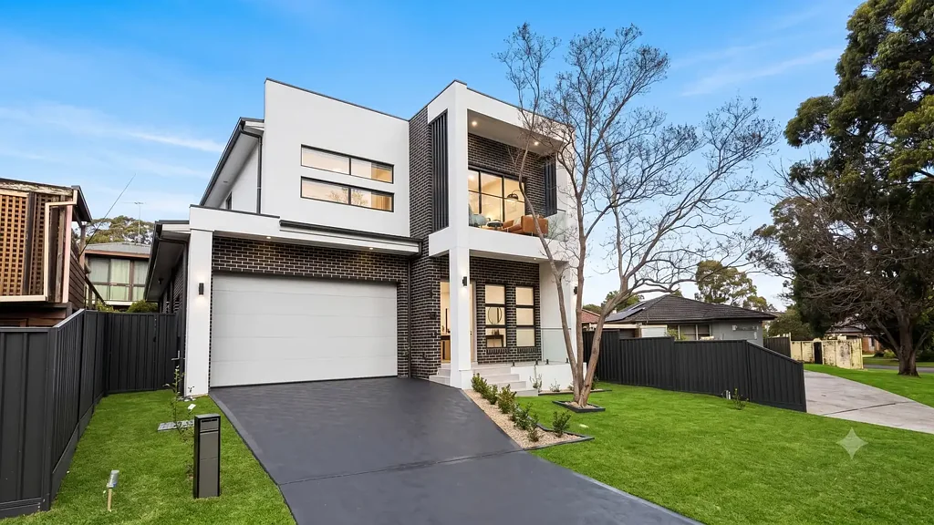 A DREAM HOME WITH ELEGANCE THROUGHOUT!