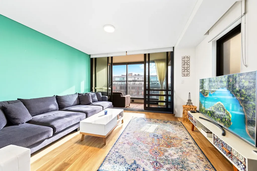 Wentworth Point 1Moenga Luxurious Top Floor | River Views