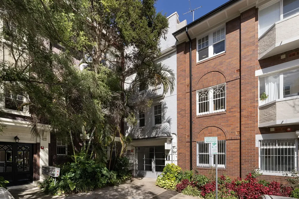 Darlinghurst 1 Slaapkamer One-bedroom Art Deco home in top-floor setting