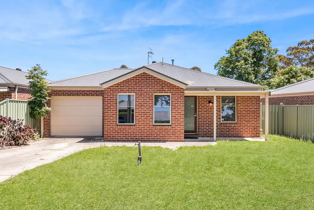49 Snodgrass Street, Broadford, VIC 3658