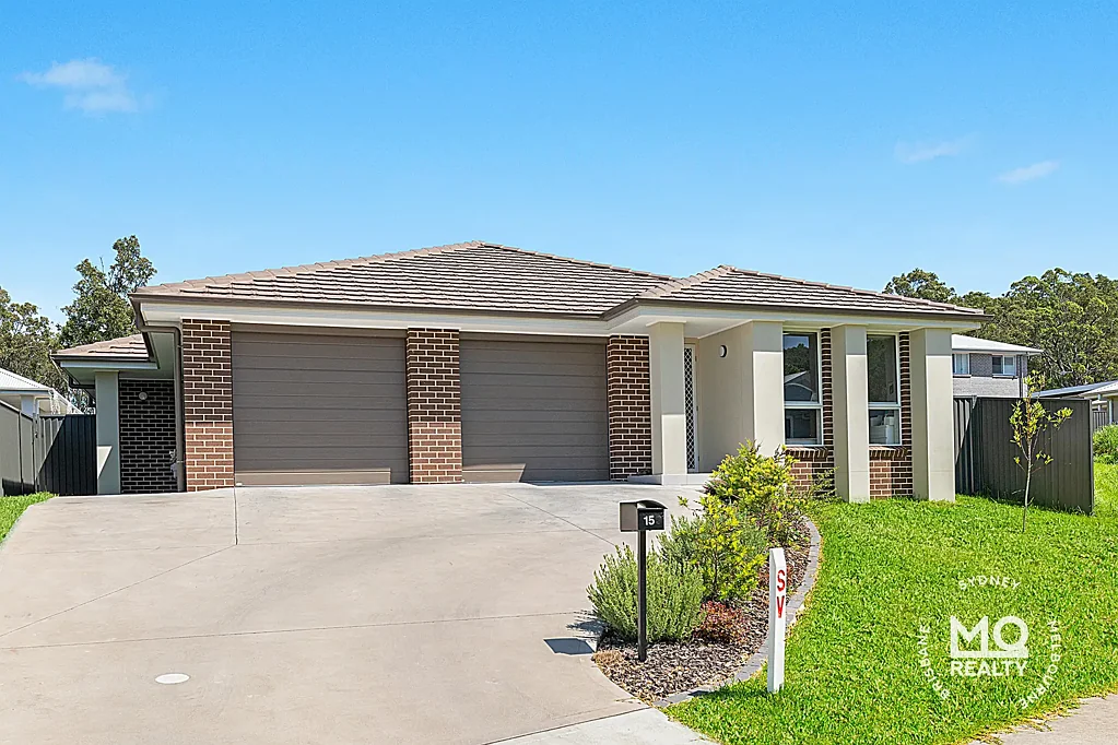 15 Glenelg Avenue, Wadalba, NSW 2259