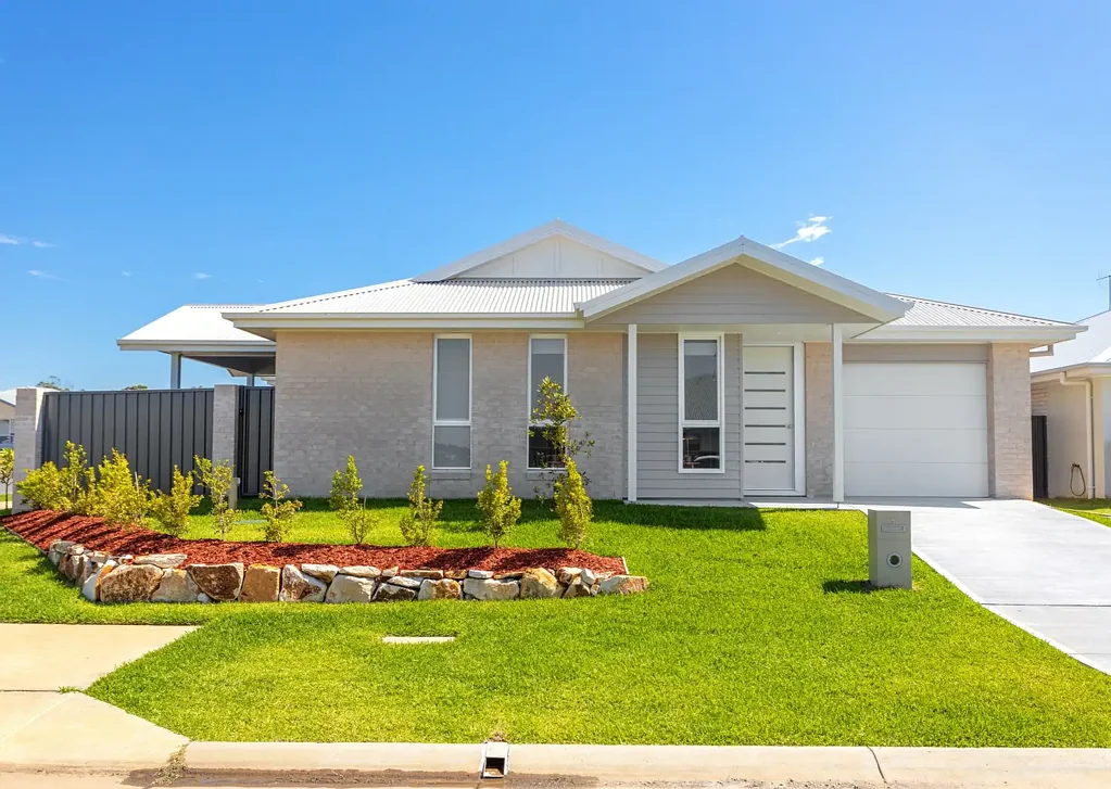 1 Surf Close, Old Bar, NSW 2430