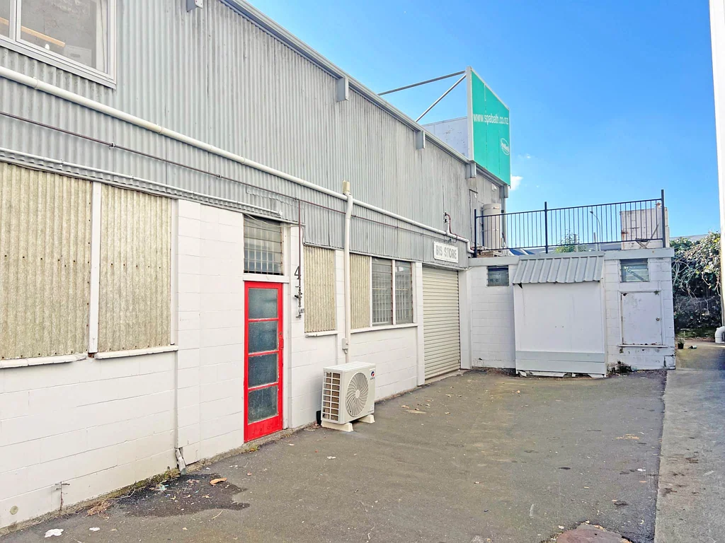 Penrose  AFFORDABLE PENROSE STORAGE & WAREHOUSE SPACE