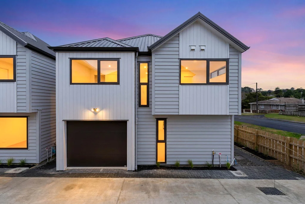 Henderson 4房  Brand New Standalone Homes
