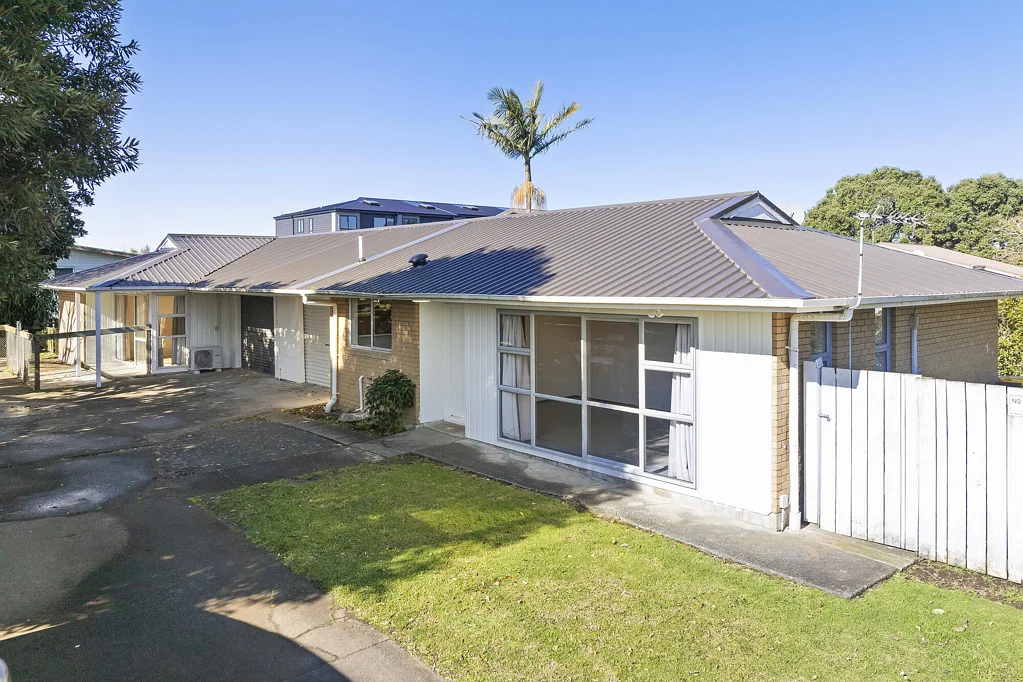 Clendon Park 4房  Dual income or dual living - The choice is yours