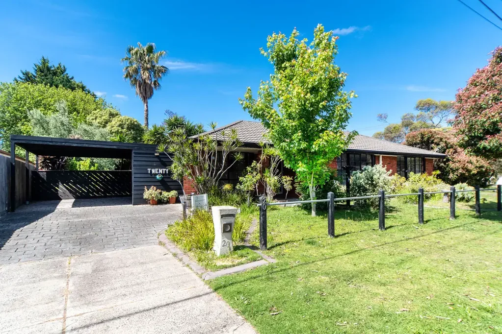 20 Broderick Road, Carrum Downs, VIC 3201