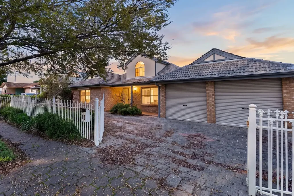 Hillcrest 5Moenga Tree lined tranquillity for the growing family