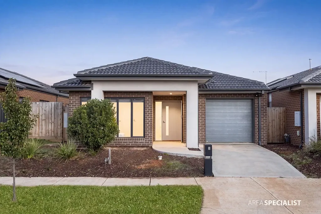 Melton South 3 Slaapkamer The Brief – Modern Comfort and Convenience in the Heart of Melton South