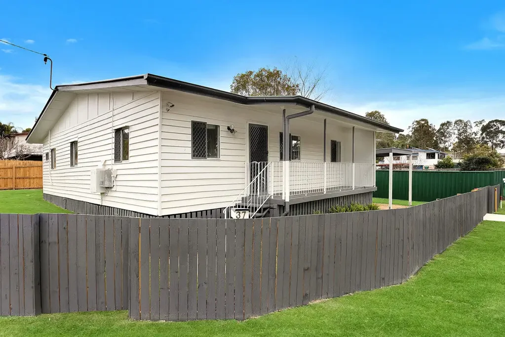 37 Dixon Street, Wulkuraka, QLD 4305