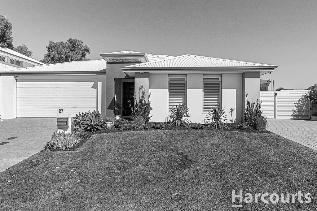 27 Solandri Turn, Halls Head, WA 6210