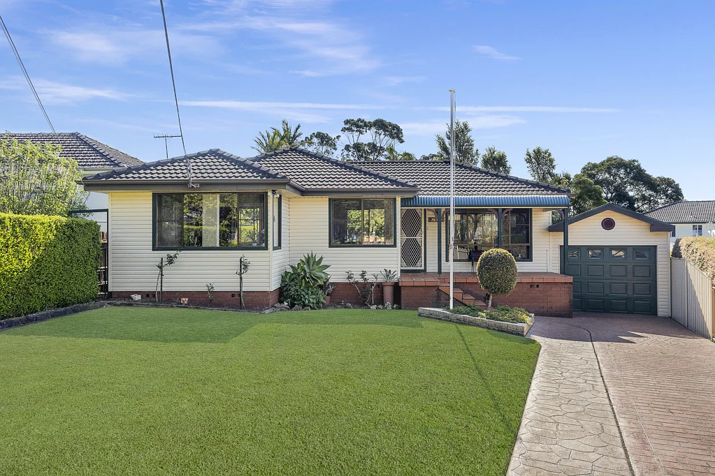 237 Cooriengah Heights Road, Engadine, NSW 2233