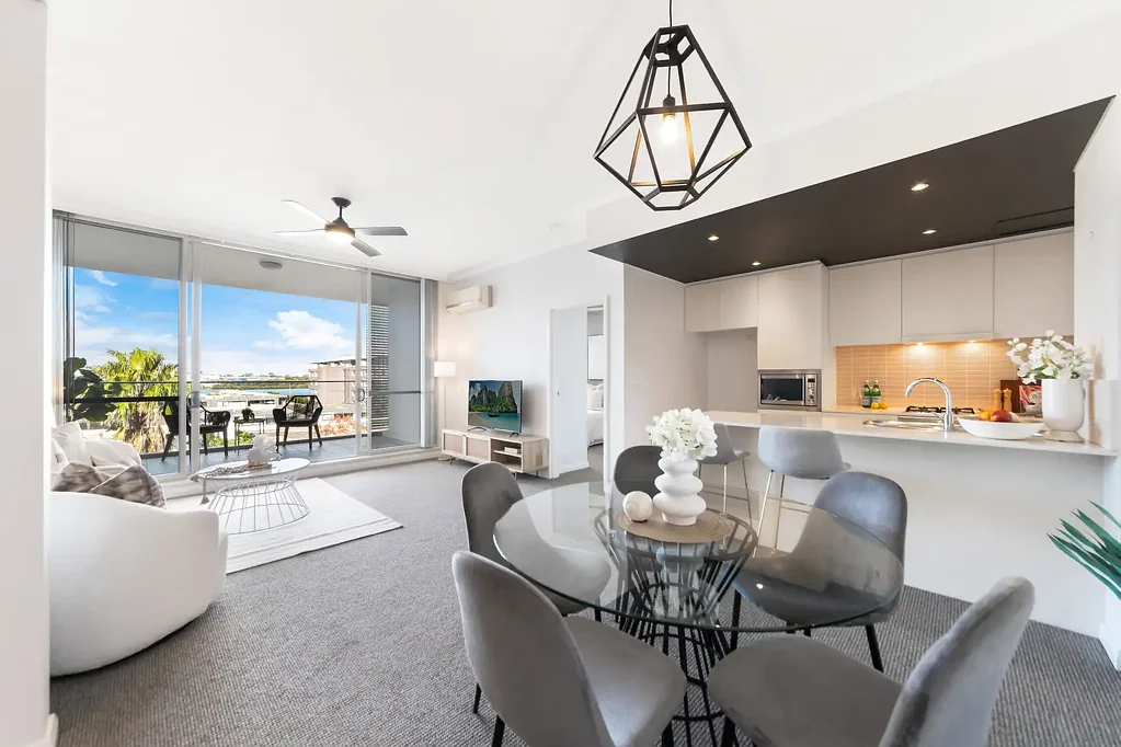 788/33 Hill Road, Wentworth Point, NSW 2127