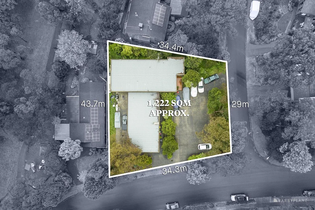 29 & 29A Hartland Way, Eltham, VIC 3095