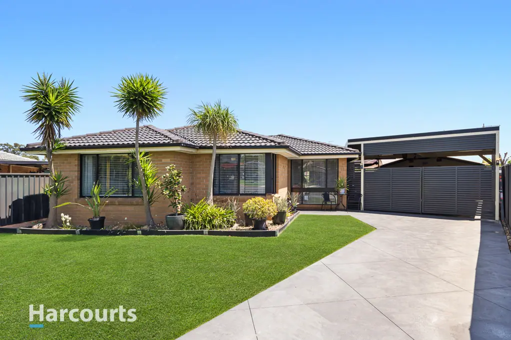 11 Palena Crescent, St Clair, NSW 2759