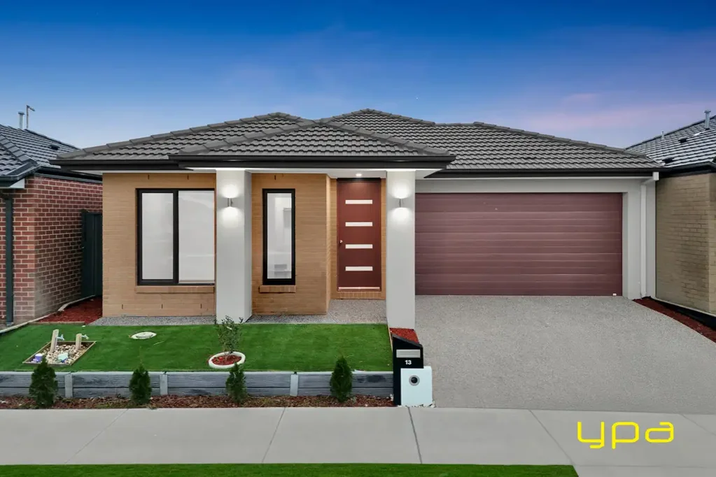 Clyde 4房  Contemporary Family Living in a Prime Clyde Location