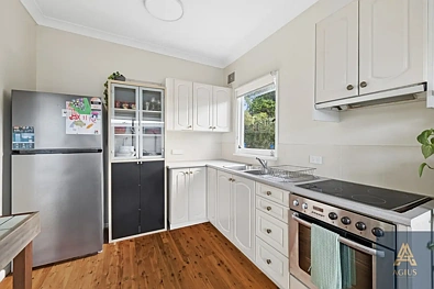 10 Danny Road, Lalor Park, NSW 2147, 3 habitaciones, 1 baños, House