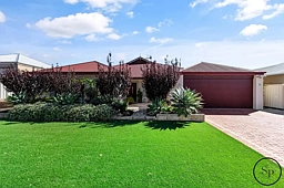 18 Joshua Carrol Street, Madora Bay