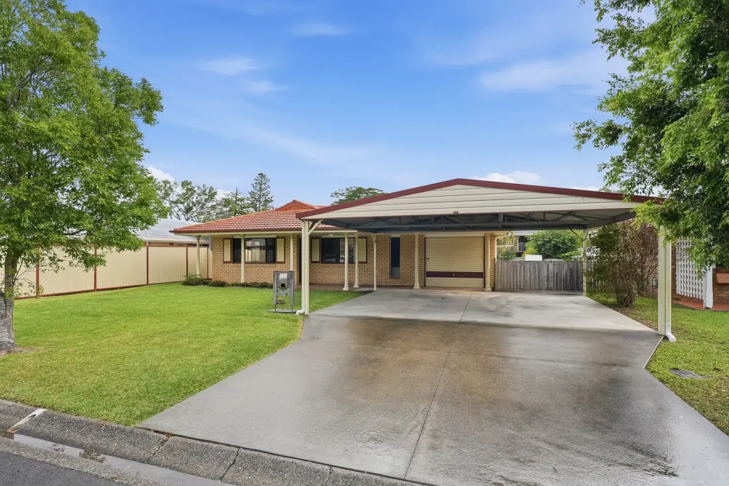 Aspley 3Zimmer Investment Opportunity With Immediate Rental Income