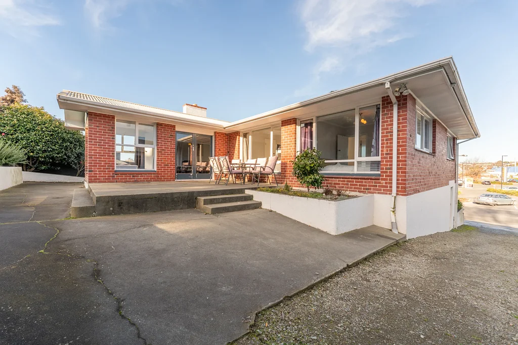 Waimataitai 3 Bedroom A Proven Performer With Plenty of Appeal