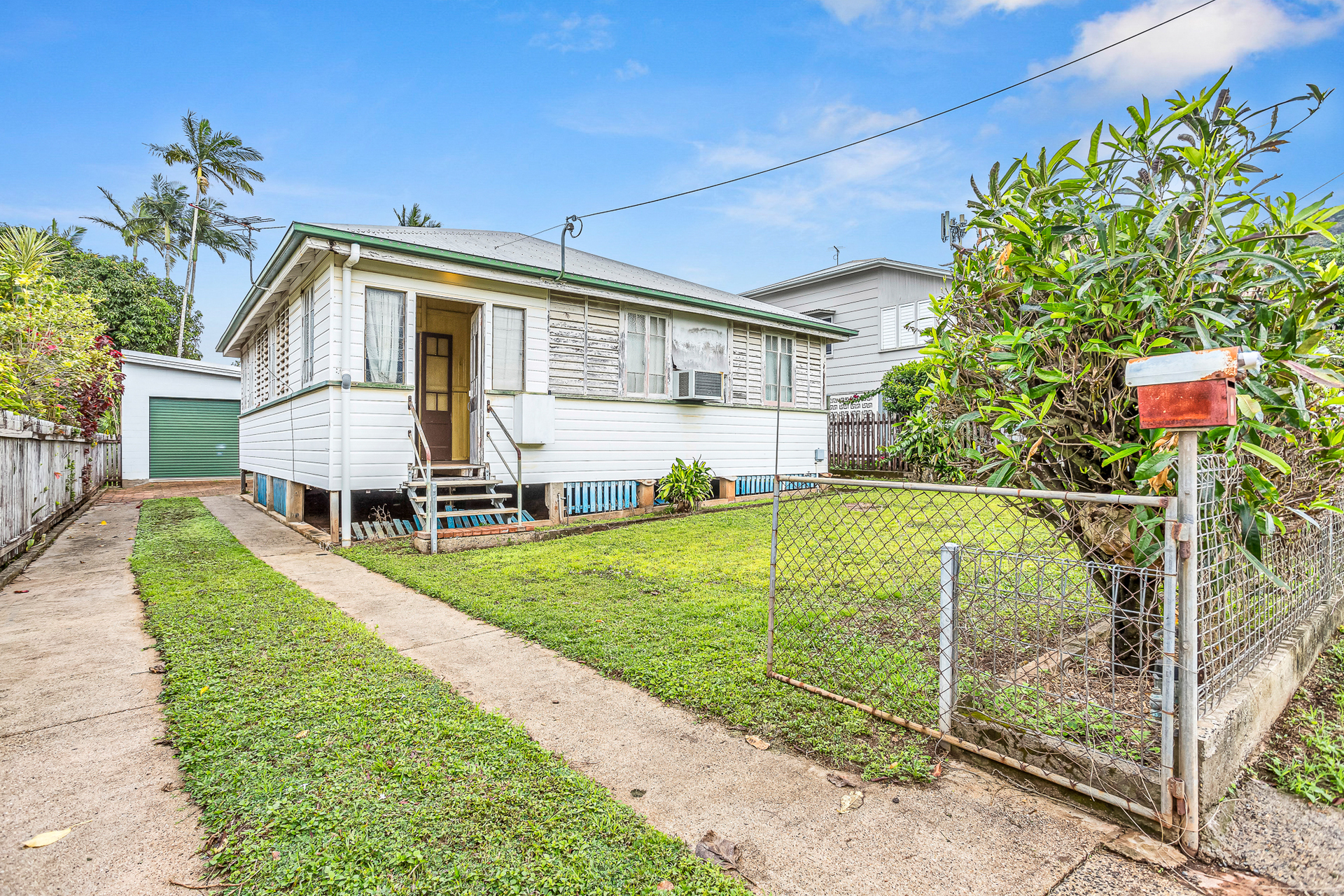 11 PYNE ST, EDGE HILL QLD 4870, 0 phòng ngủ, 0 phòng tắm, House