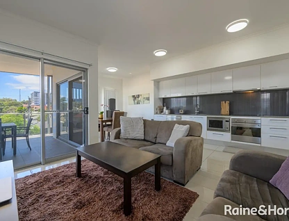 9/11 GLENLYON ST, Gladstone Central, QLD 4680, 2部屋, 2バスルーム, Apartment