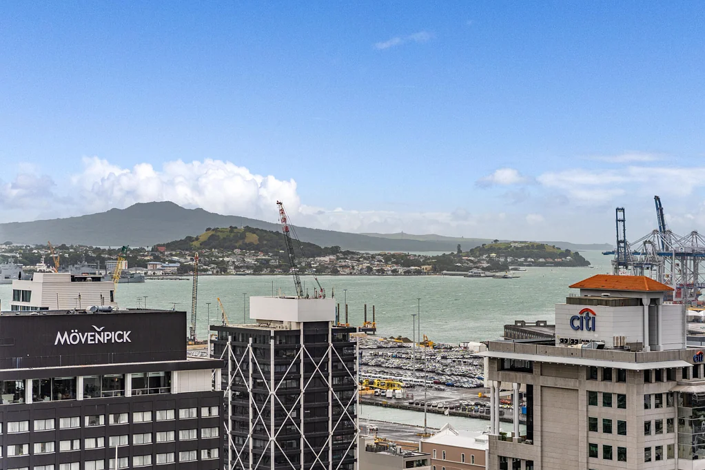 Auckland Central 3房  Spacious 5 star Living