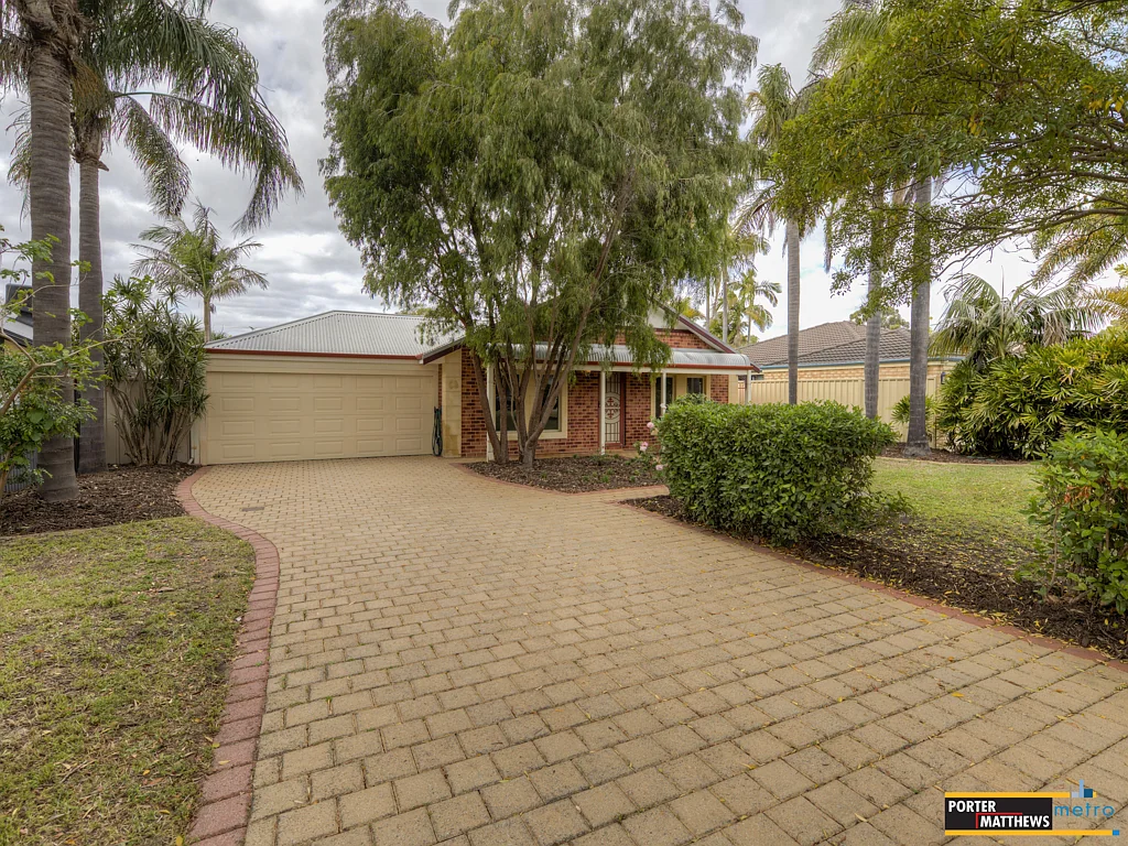 12 Parkview Parade, Redcliffe, WA 6104