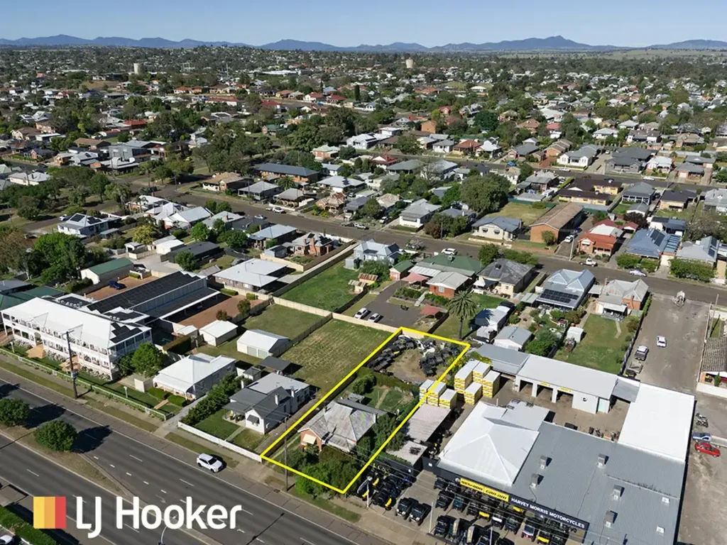 77 Ebsworth Street, West Tamworth, NSW 2340