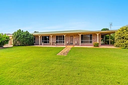 1 Toona Place, Yamba