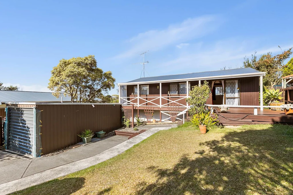 2 Bedroom With Heat Pump In Glenfield/Totora Vale