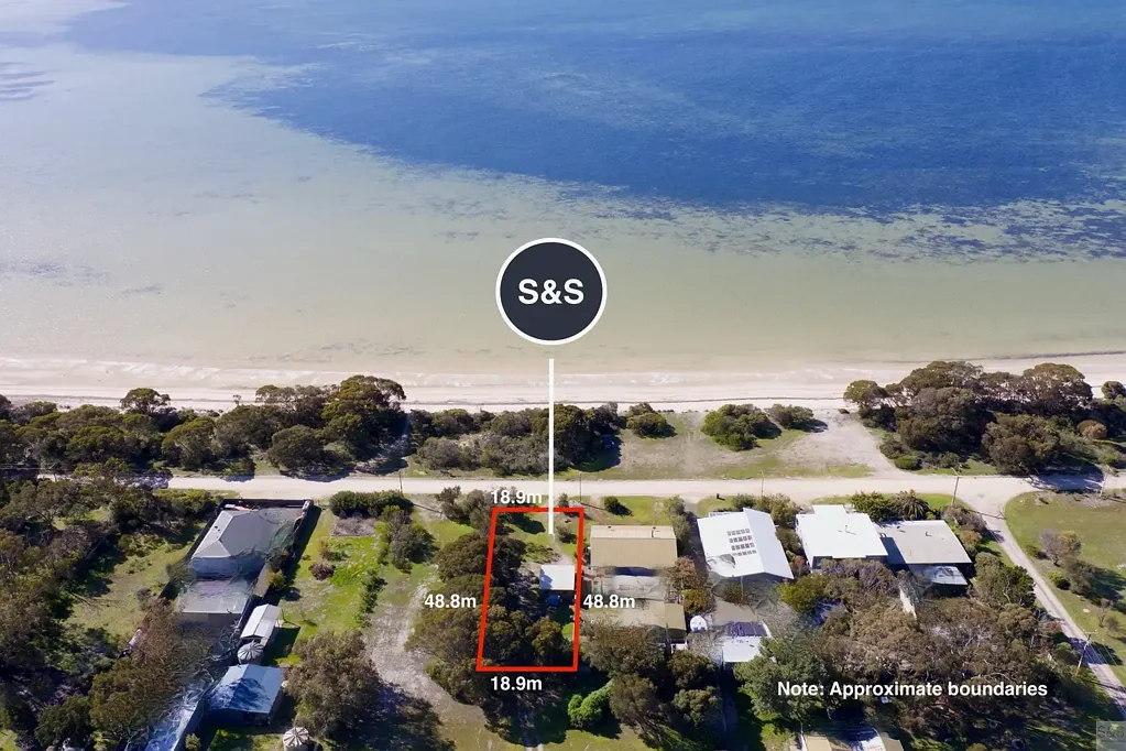 24 Nepean Esplanade, Nepean Bay, SA 5223