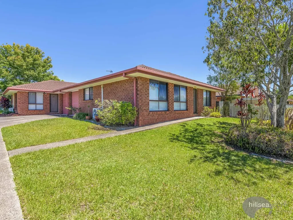1/5 Hentdale Court, Labrador, QLD 4215
