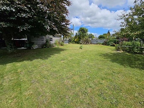 Pahiatua  Free hold section with no covenants