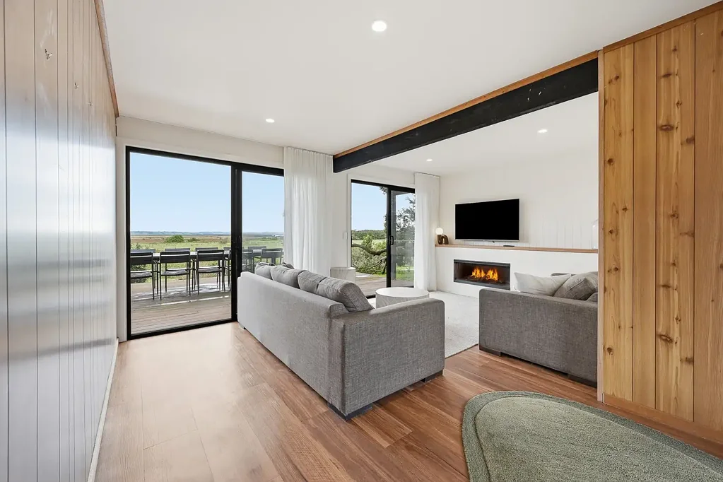 Venus Bay 3 Slaapkamer North-Facing Panoramic Coastal Lifestyle with Farmland & Inlet Views