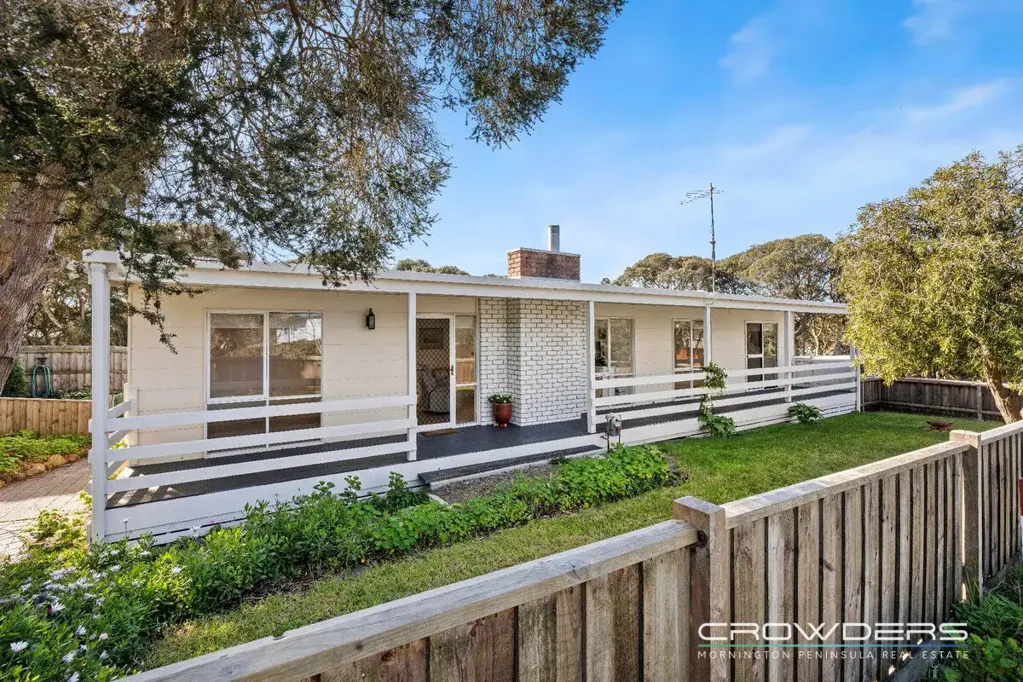 Rye 3 Bedroom Coastal Ease. Space to Breathe.