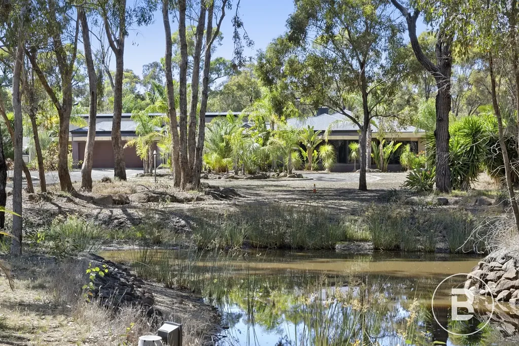 Maryborough 4 Bedroom A Rare Offering: Expansive Residential Estate with Home-Based Business Potential