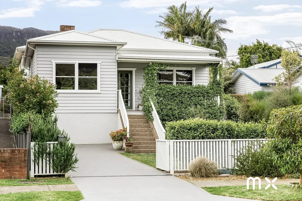 5 Lachlan Street, Thirroul, NSW 2515