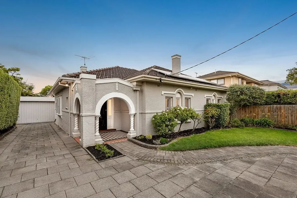 Luxurious family living in prime locale