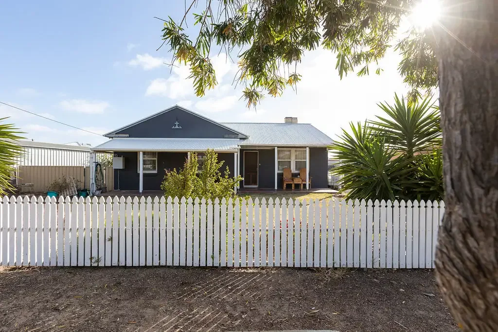 Tumby Bay 4침실 Ideal First Home, Investment, Retirement or Holiday Retreat.