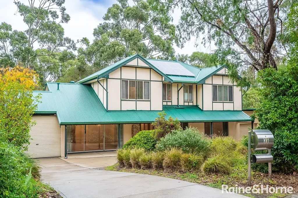 Spacious 5 Bedroom + Study Family Home in Sought-After Hawthorndene