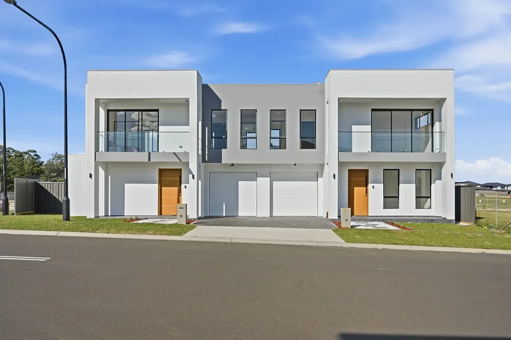Box Hill 4 Bedroom BRAND NEW CUSTOM BUILT TORRENS TITLE DUPLEX | PREMIUM DESIGNER LIVING