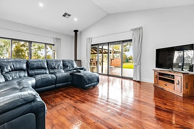 लिविंग रूम - 133 FIRST ST, NICHOLS POINT VIC 3501