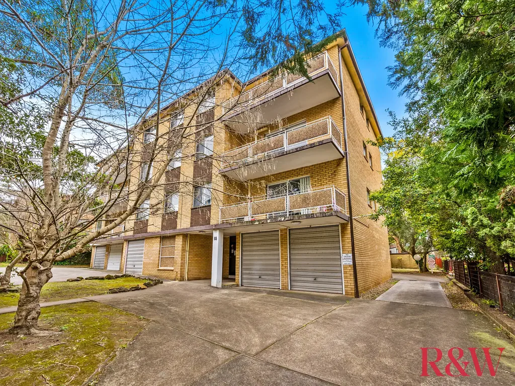 Strathfield 1Kwarto Updated Apartment with LUG | Walk to Station & Plaza