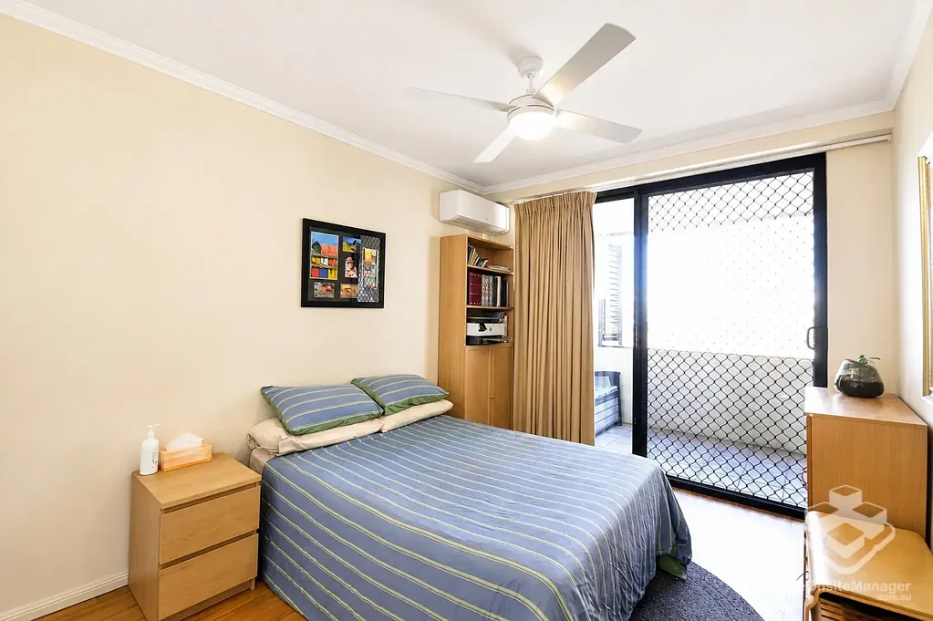 Renovated Semi-Funished Apartment in an Unbeatable South Brisbane Location