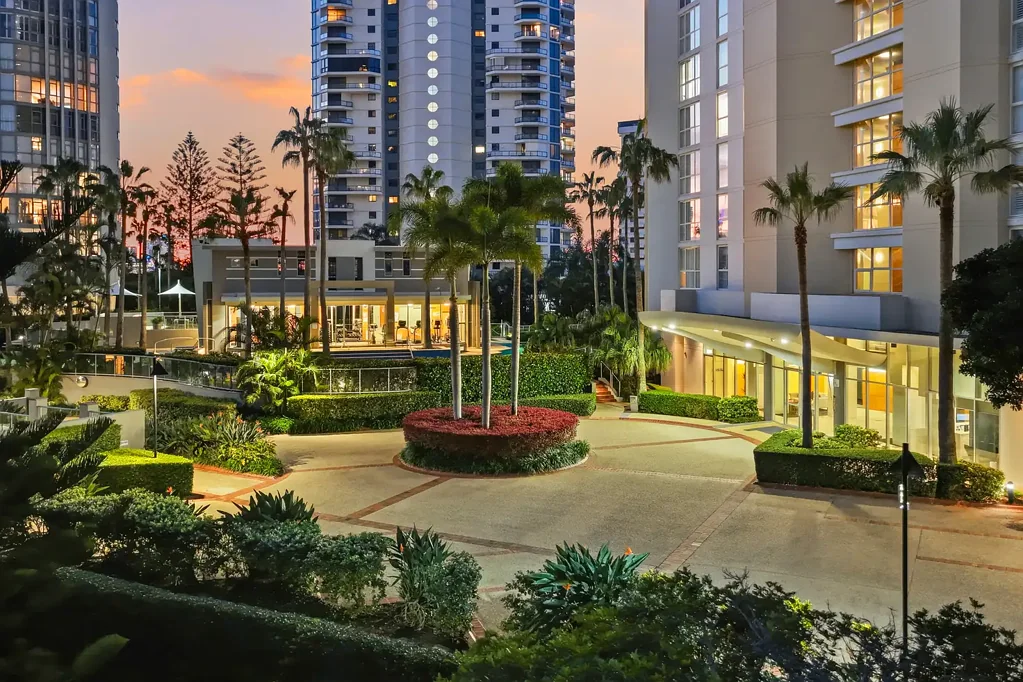Main Beach 2Zimmer Liberty Pacific | Highly Sought After - Rarely Available