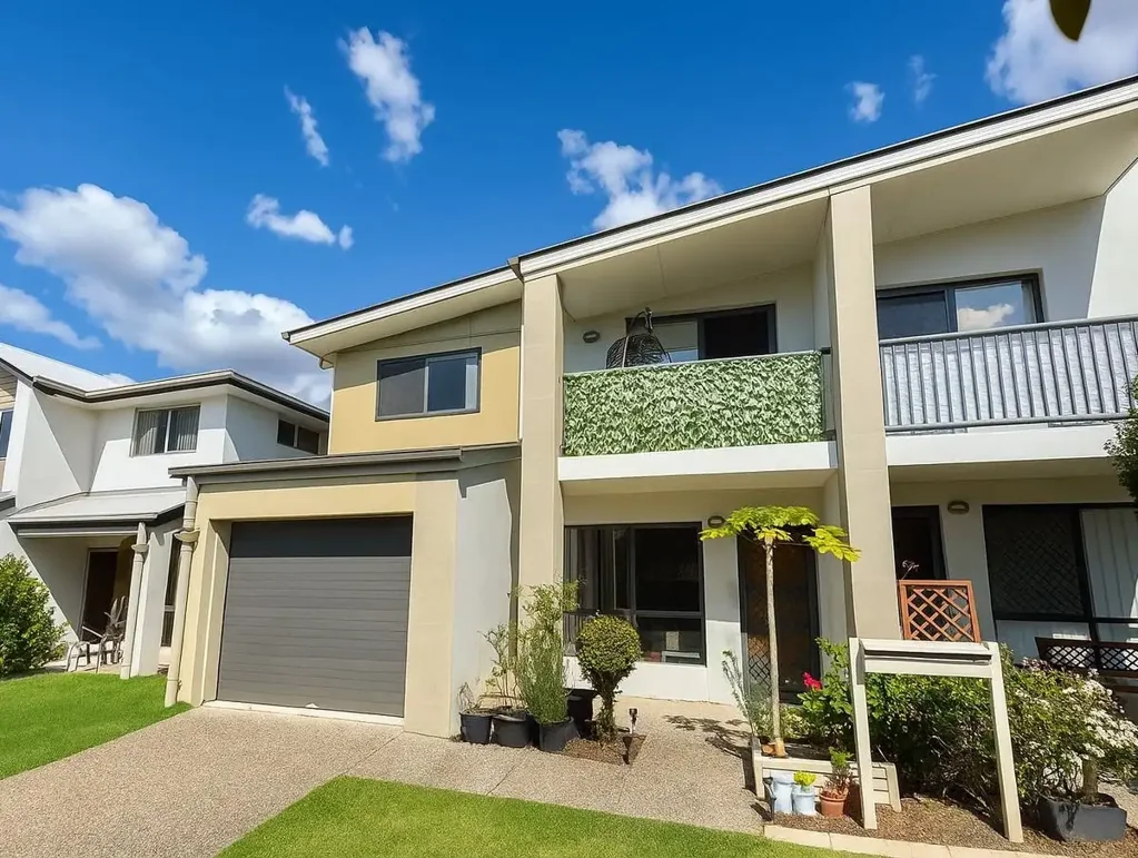 Stylish Townhouse Living in Calamvale
