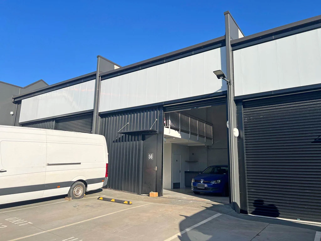 East Tamaki MODERN COMMERCIAL UNIT FOR LEASE