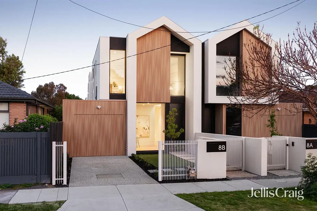 Bentleigh East 4Kwarto In the pursuit of absolute decadence